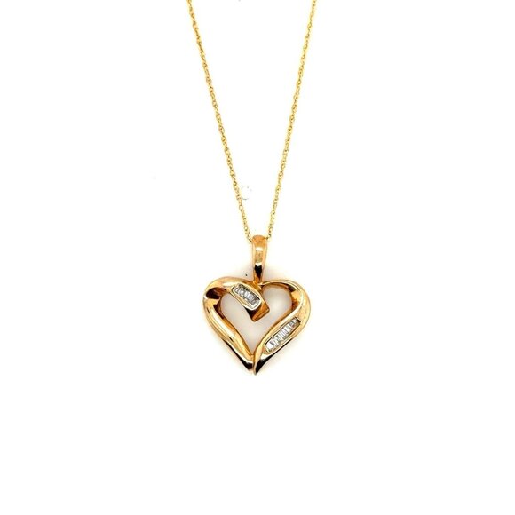 NWT 10K Gold Baguette Heart Necklace - Picture 1 of 7